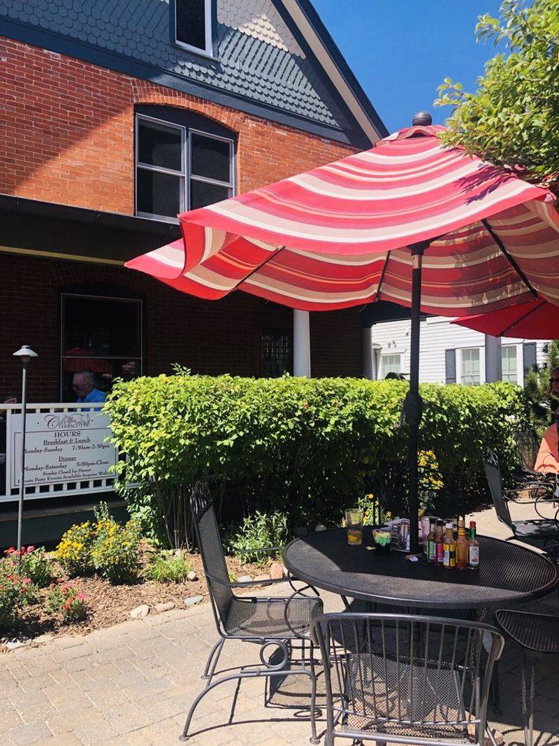 Caf&eacute; Terracotta, Colorado