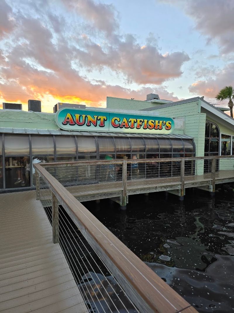 Aunt Catfish's on the River (Port Orange)