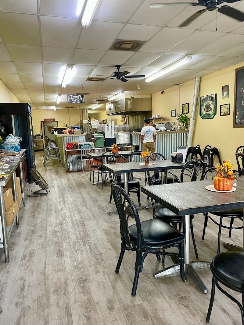 Sweet Mama's Southern Homestyle Cookin