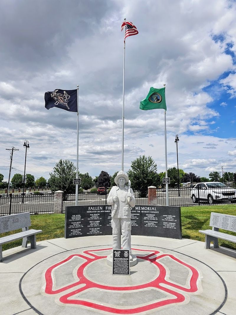 Memorials Beside the Teapot