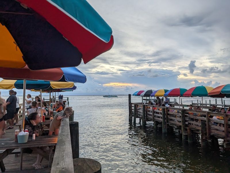 Dewey Destin's Seafood Restaurant – Destin, FL