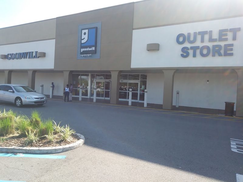 Location Opens Daily At Eight And Closes At Six