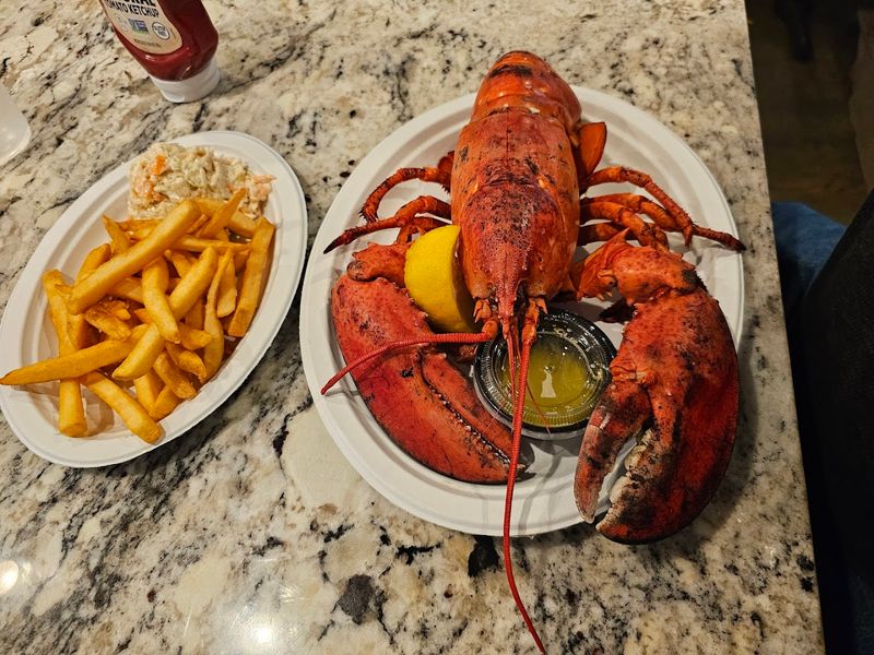 Petey's Summertime Seafood, Rye