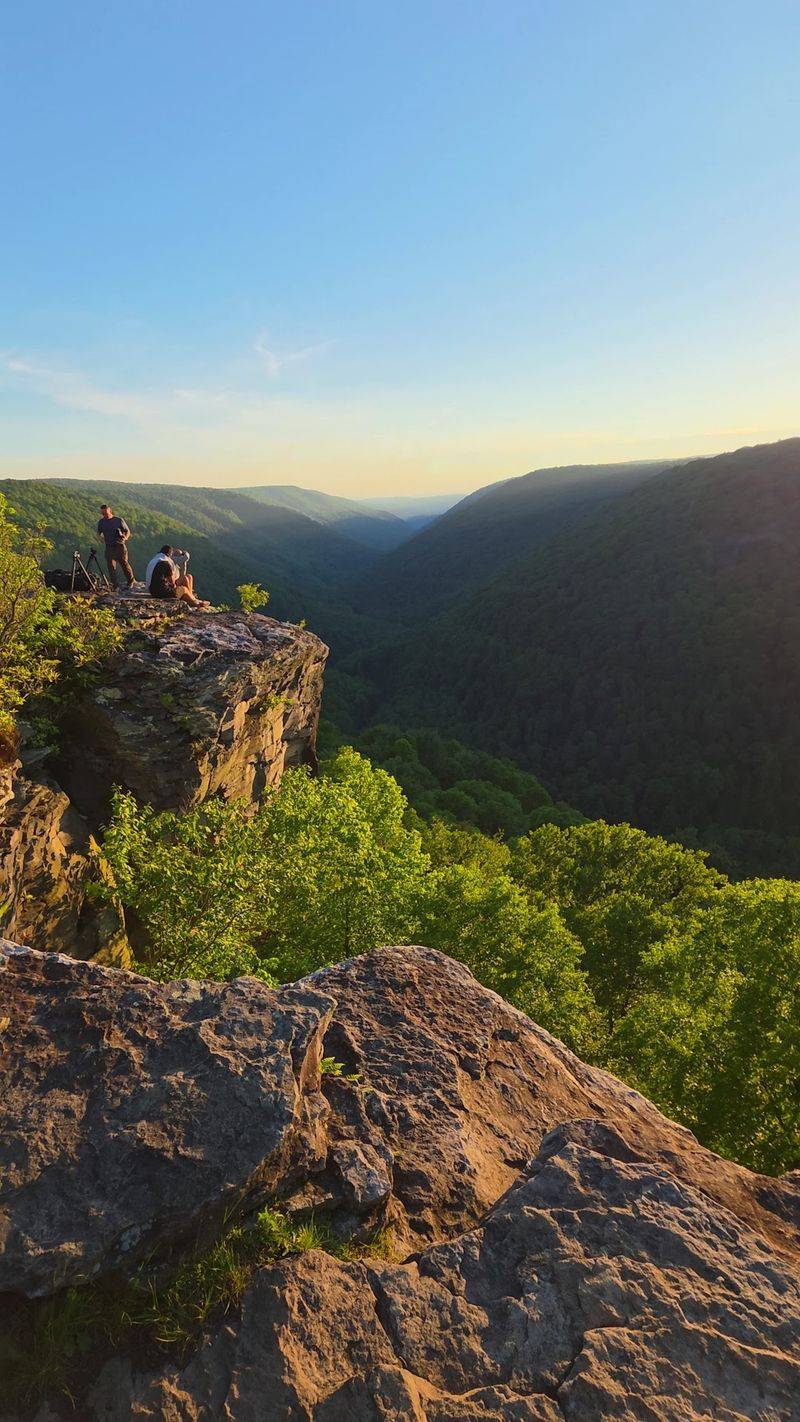 Lindy Point For Sunset Without The Struggle