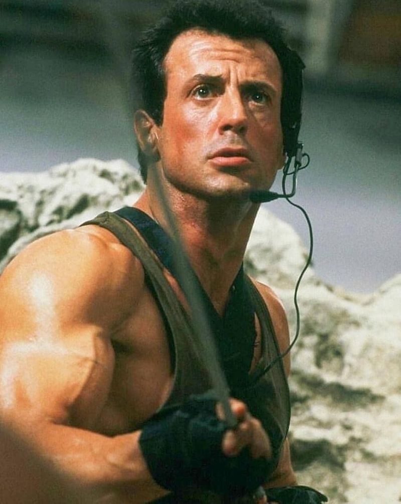 Cliffhanger (1993)
