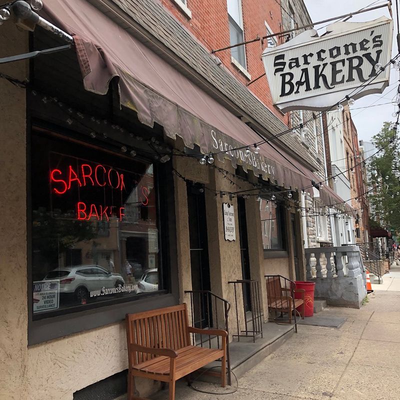 Sarcone&rsquo;s Bakery (Philadelphia, PA)