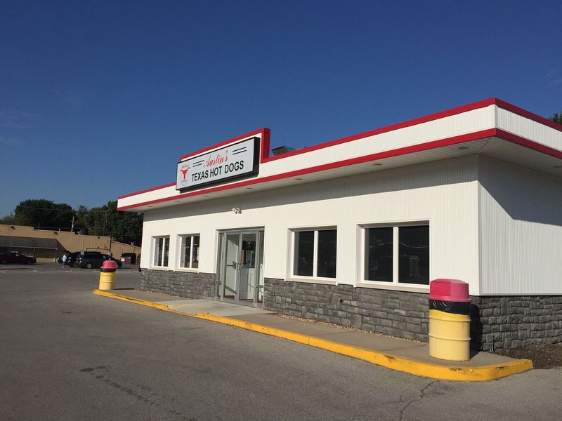 Austin&rsquo;s Texas Hot Dogs (Tipton)