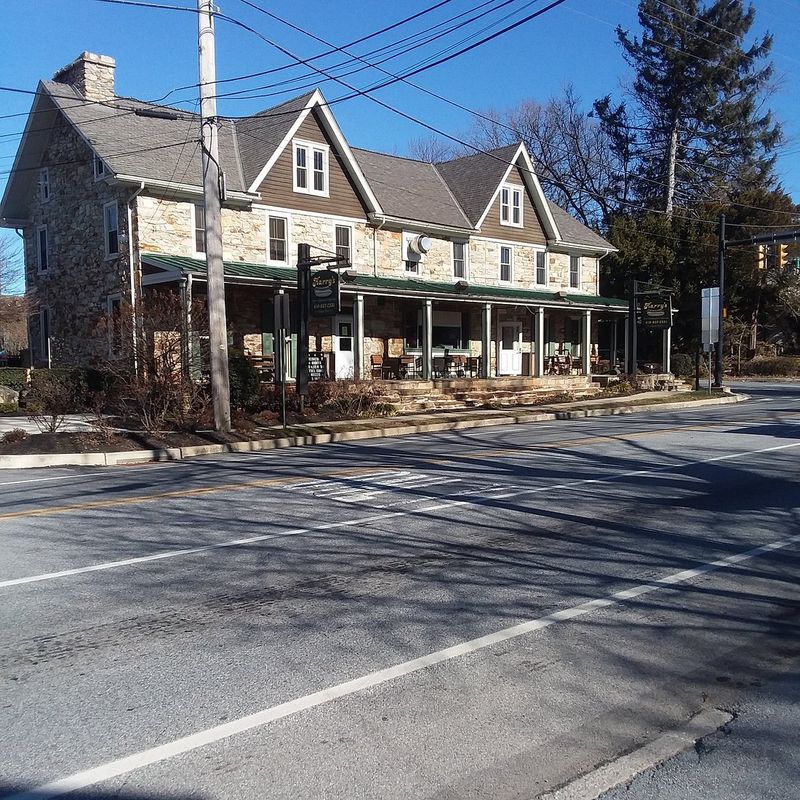 Harry&rsquo;s Hot Dogs