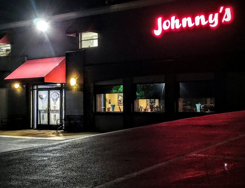 Johnny&rsquo;s Bar & Steakhouse (Stevens)