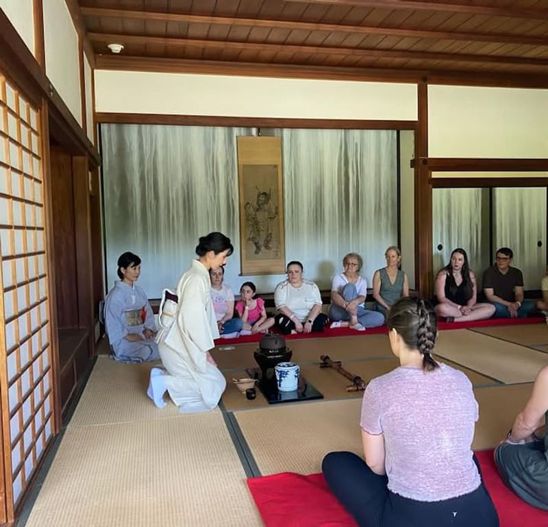 Tea House and Ceremony Rhythm