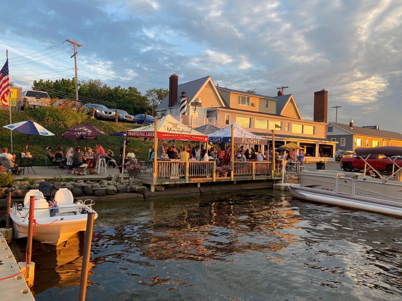 Silver Shores Restaurant (Conneaut Lake)