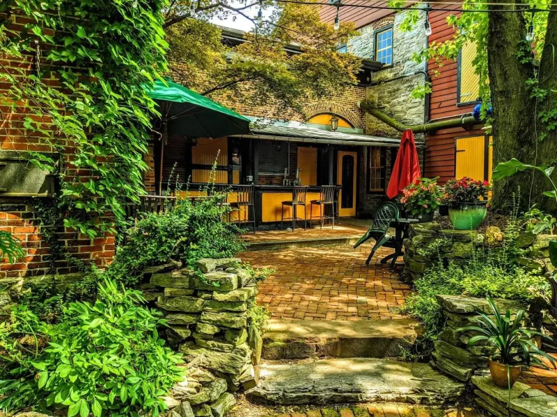 Family Fun and Date Vibes