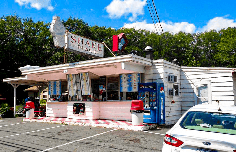 That Shake Place - Mount Cobb
