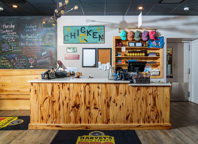 Harvey’s Main Street BBQ, Mount Joy