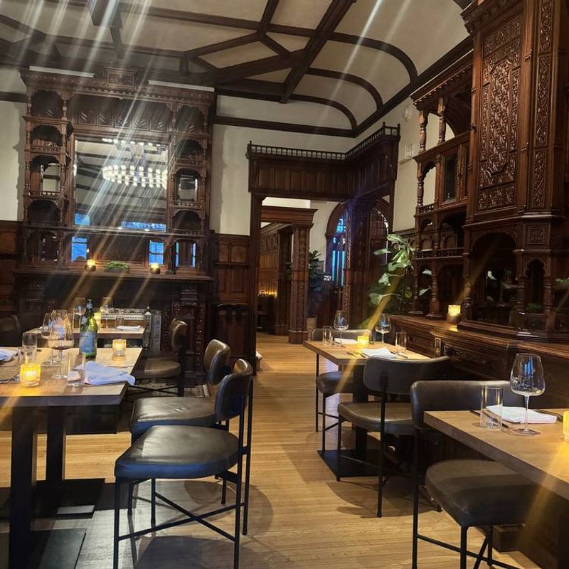 Swift at The Wilbur Mansion, Bethlehem, Pennsylvania