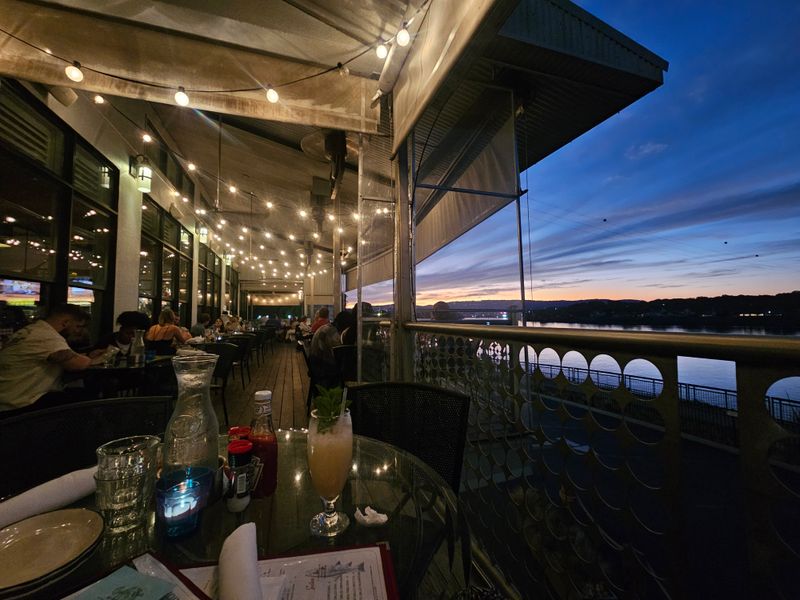 Boathouse Rotisserie & Raw Bar (Chattanooga)