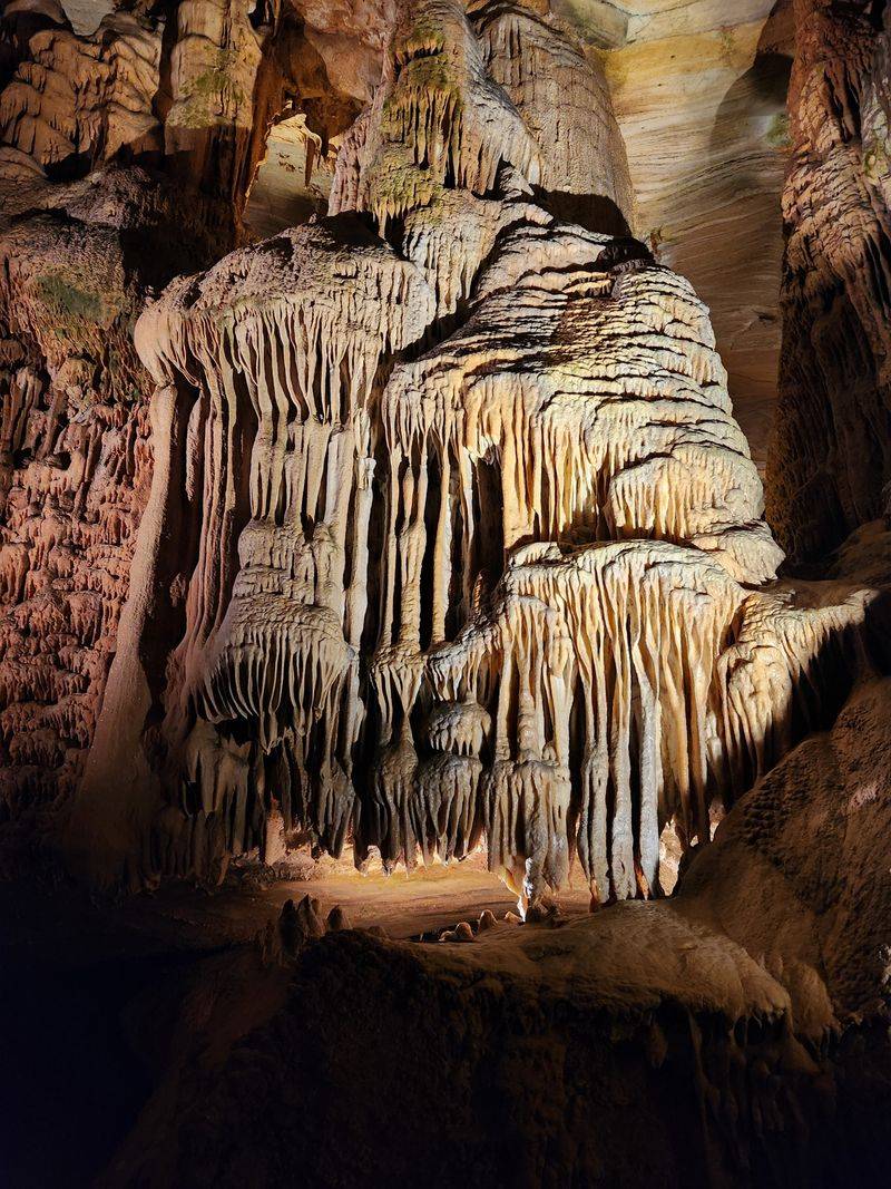 Bristol Caverns (Bristol)