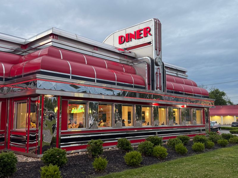 Sunliner Diner, Pigeon Forge