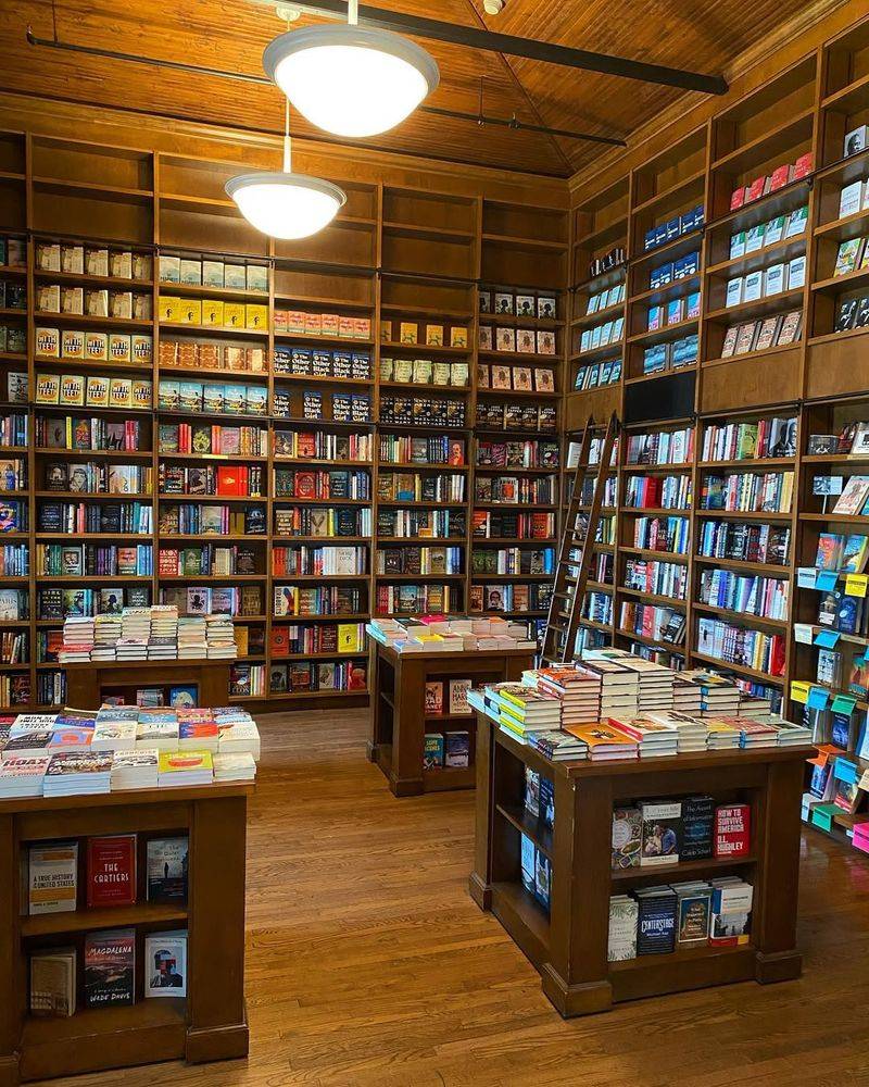 Books & Books (Coral Gables)