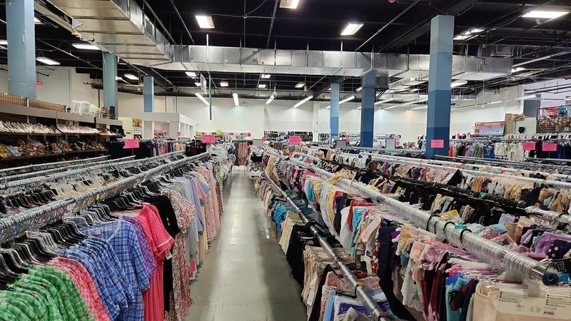 What To Expect: Vibes, Layout, And Hours