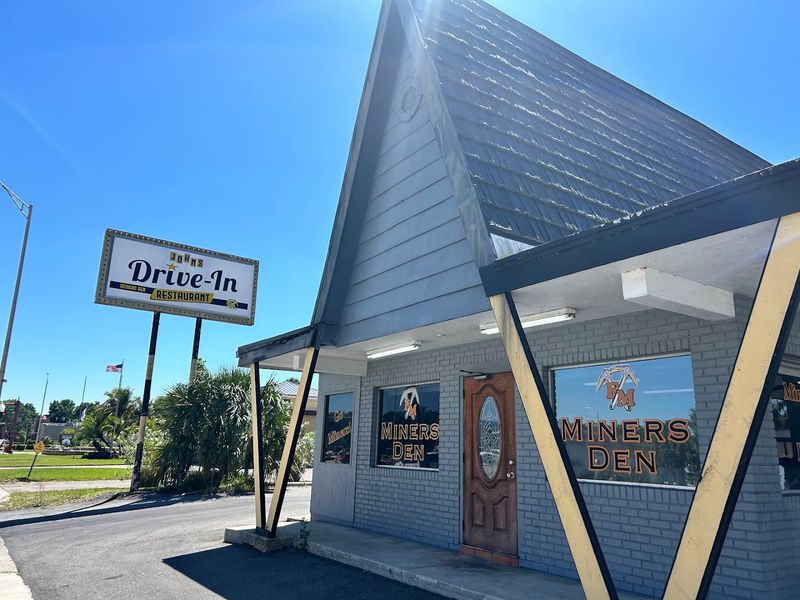 John’s Drive-In (Fort Meade)