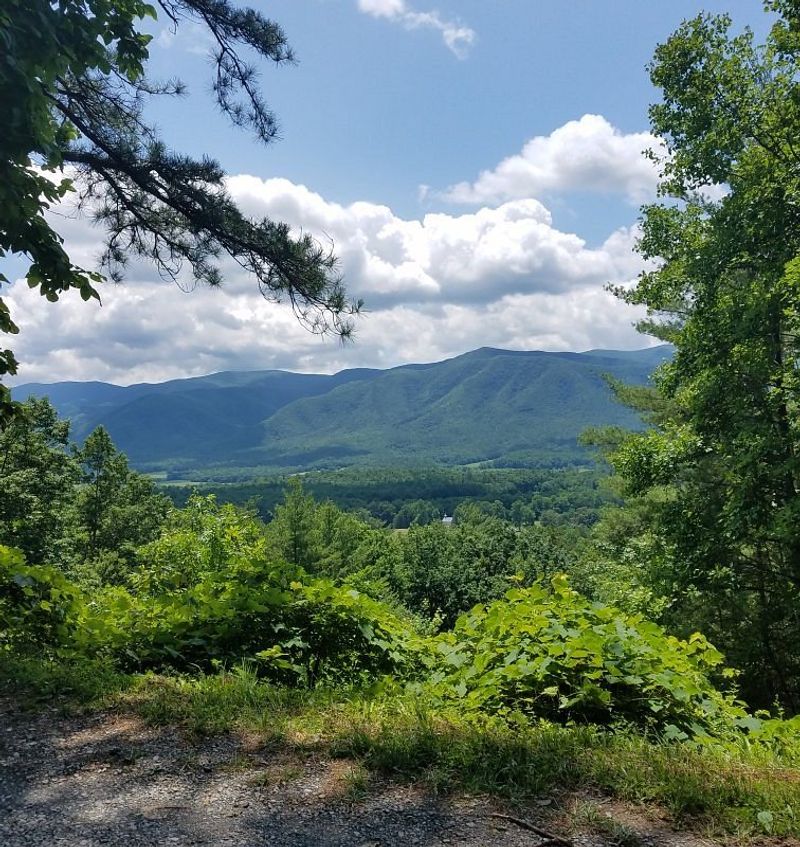 Scenic Beauty Without the Crowds