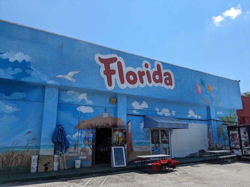 Why This Flea Market Feels Like an All-Day Experience