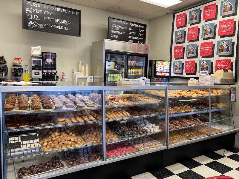 Fox's Donut Den &mdash; Nashville