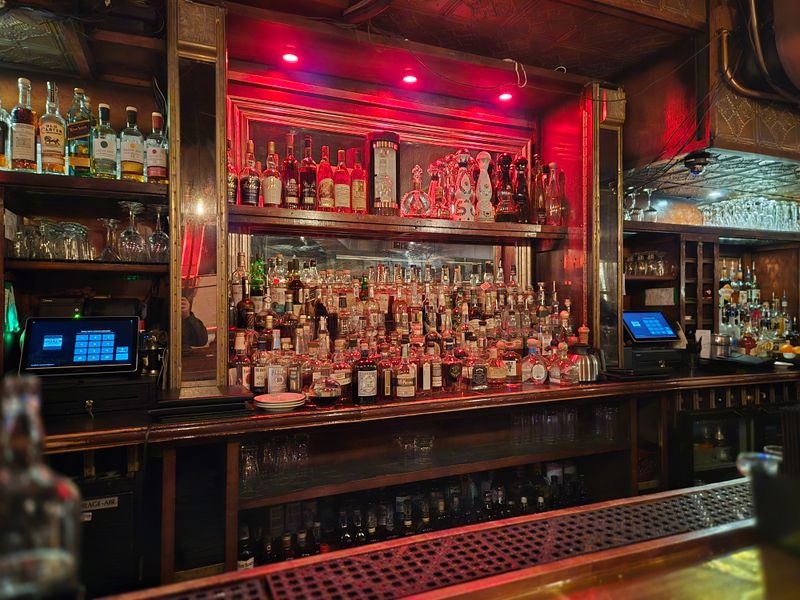 Skull’s Rainbow Room (Nashville, TN)