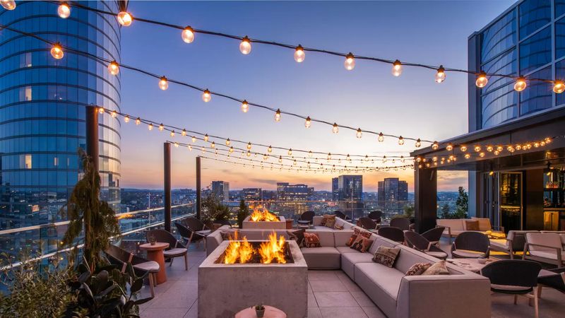 Harriet's Rooftop &mdash; Nashville