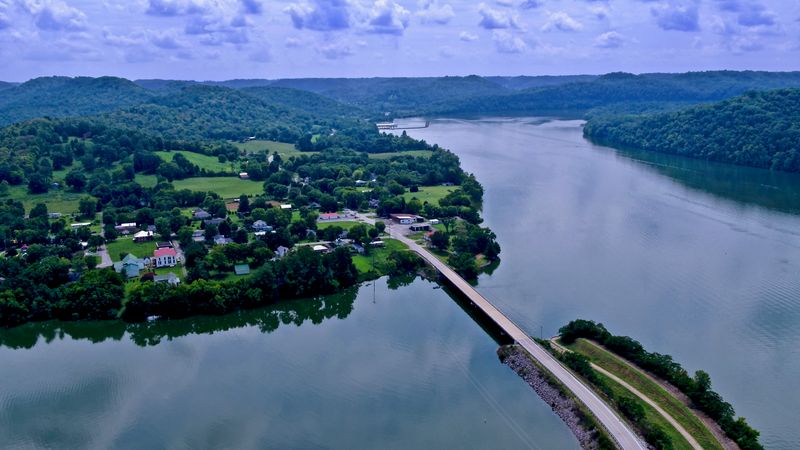 River Views and Small-Town Simplicity
