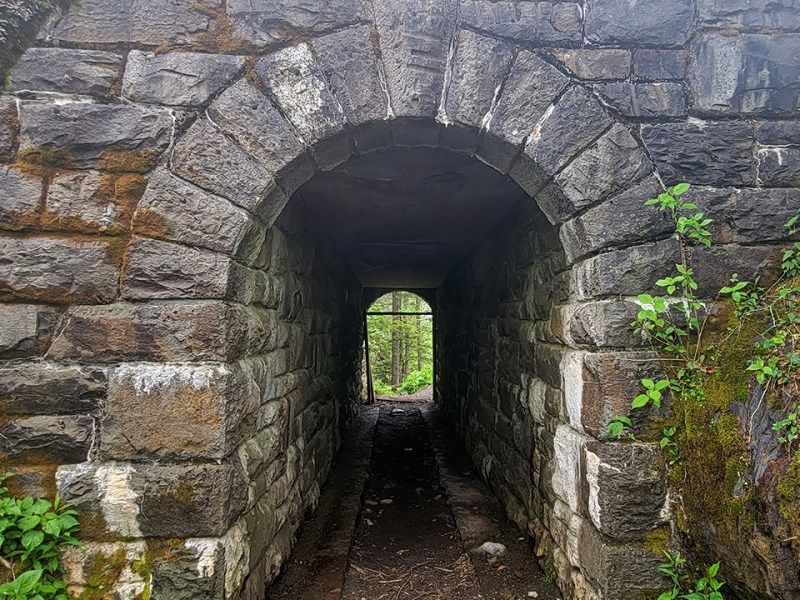 Thomas Divide Tunnel