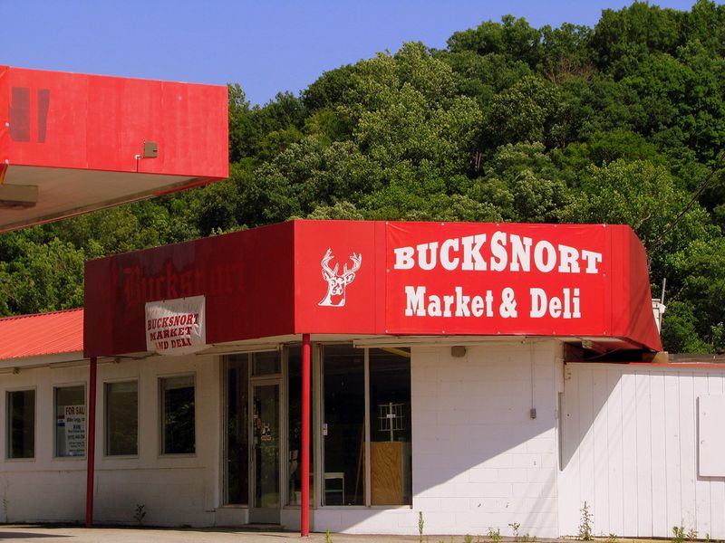 A Perfect Tiny Road Trip Pause