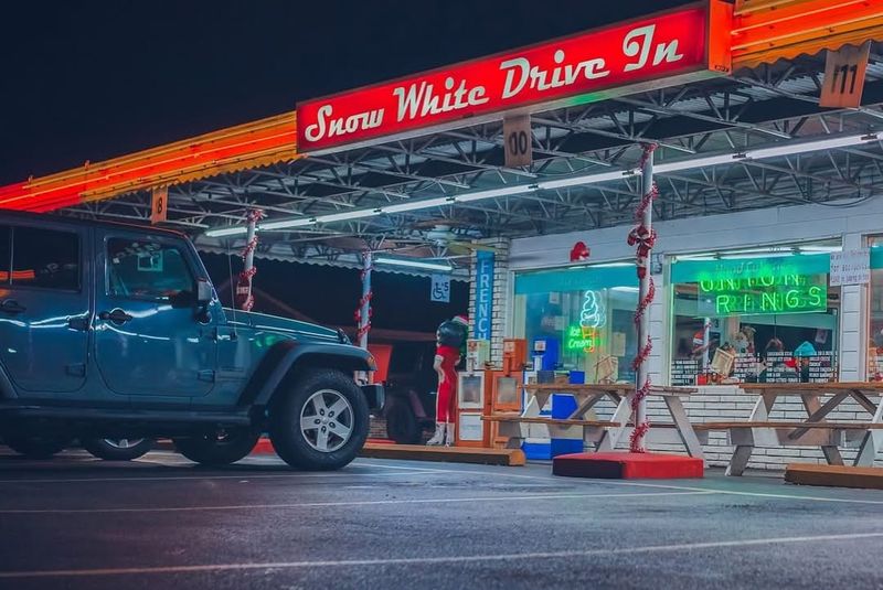 Snow White Drive In (Lebanon)