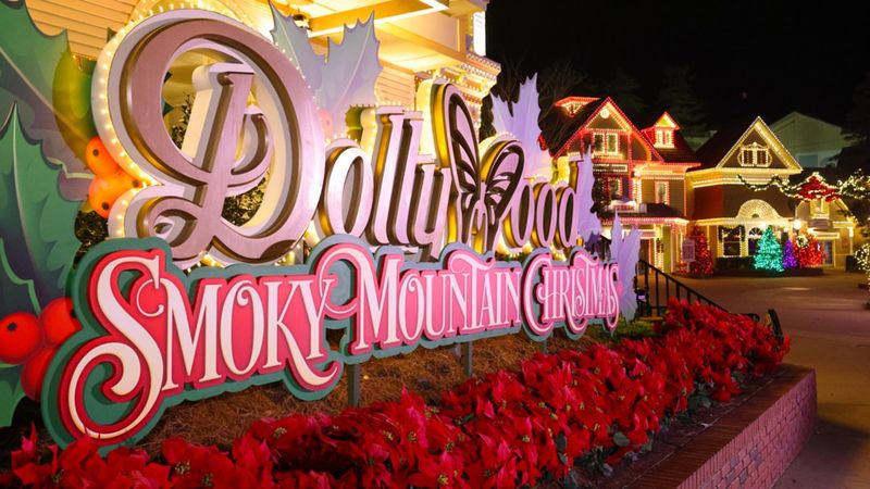 Dollywood Smoky Mountain Christmas (Pigeon Forge)