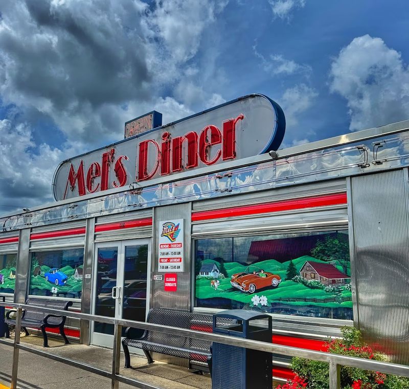 Mel's Diner &mdash; Pigeon Forge