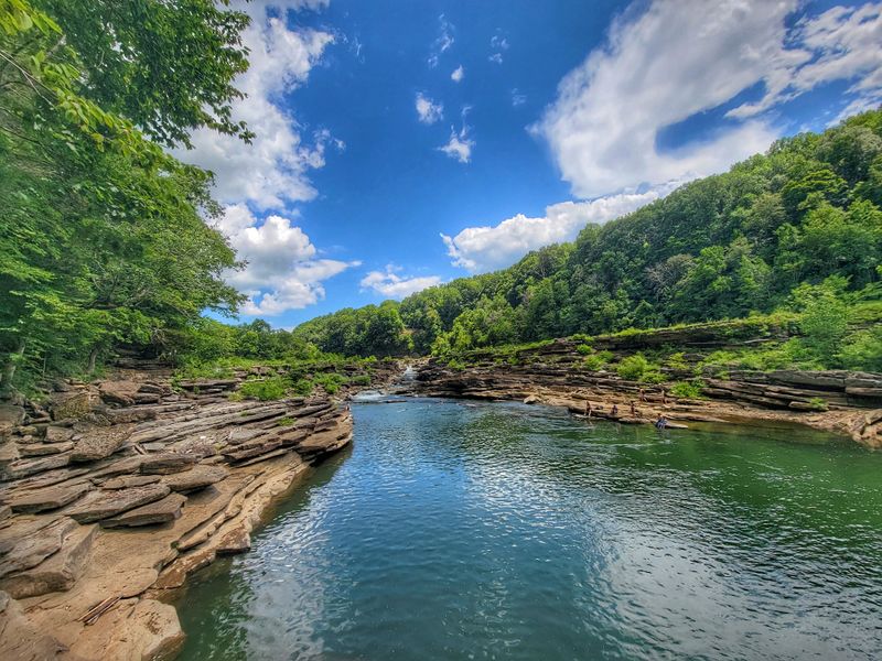 Twin Falls Trail (Rock Island State Park)