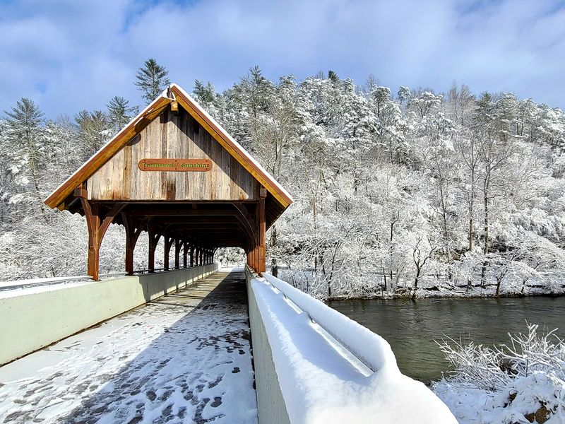 Gateway to Great Smoky Mountains National Park