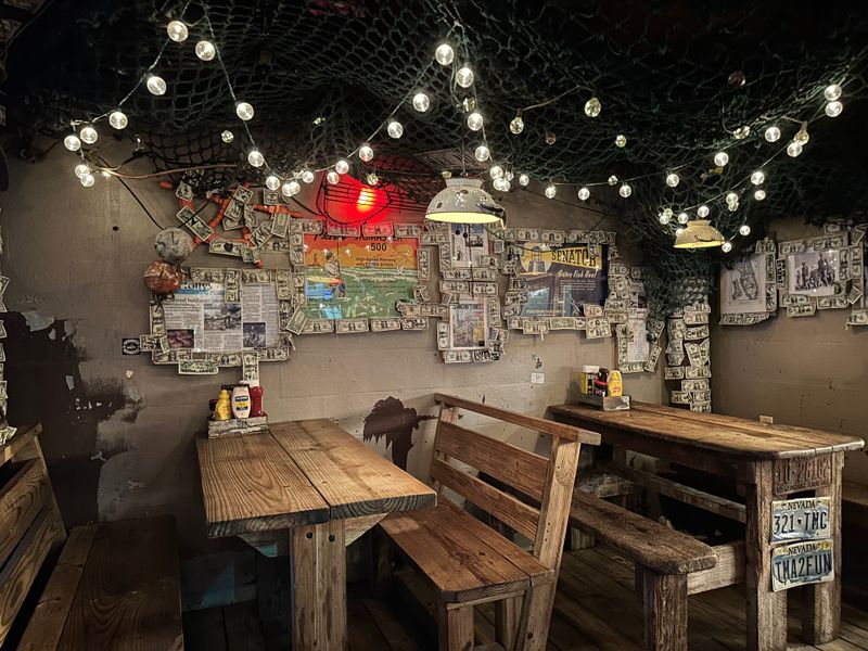 Funky Old-Florida Vibe