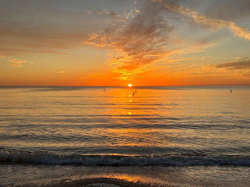 Doc’s Beachhouse (Bonita Springs)