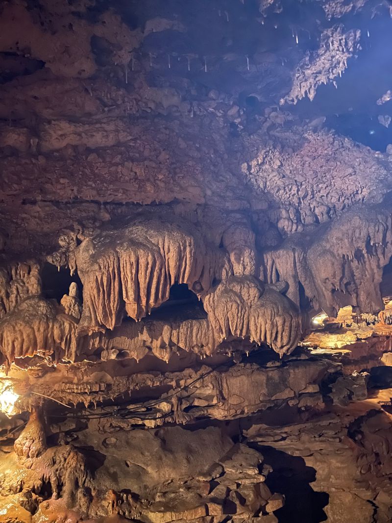 Bell Witch Cave (Adams)