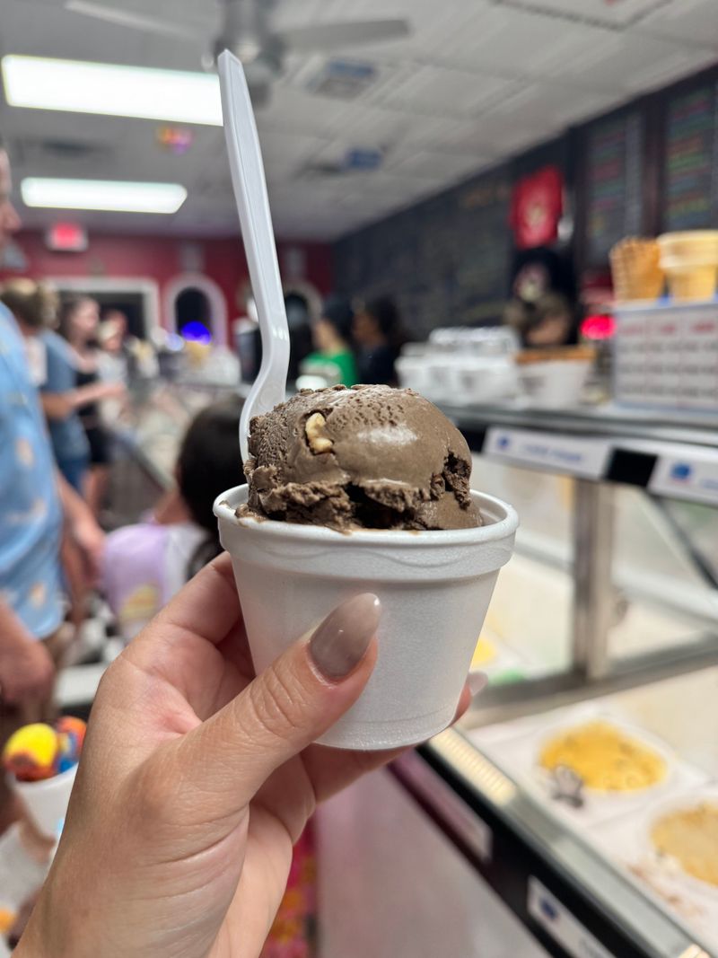 Sweet Annie's Ice Cream Parlour