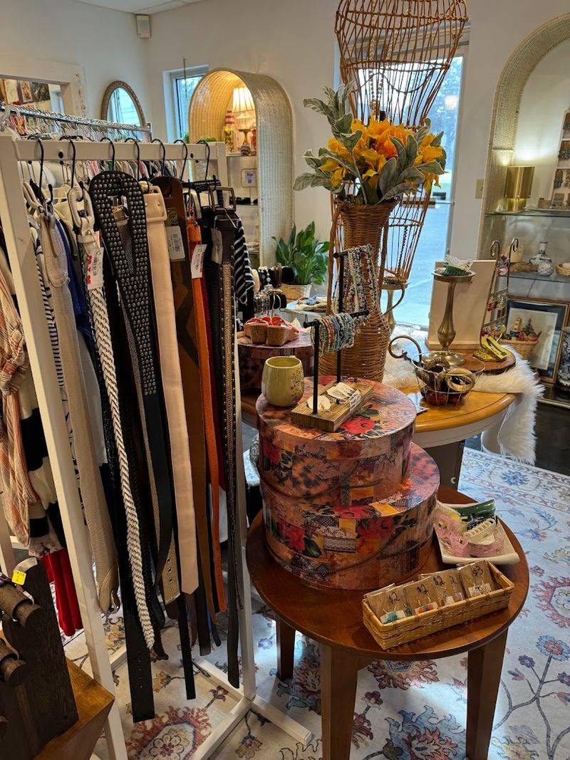 Revival Thrift Boutique (Knoxville)