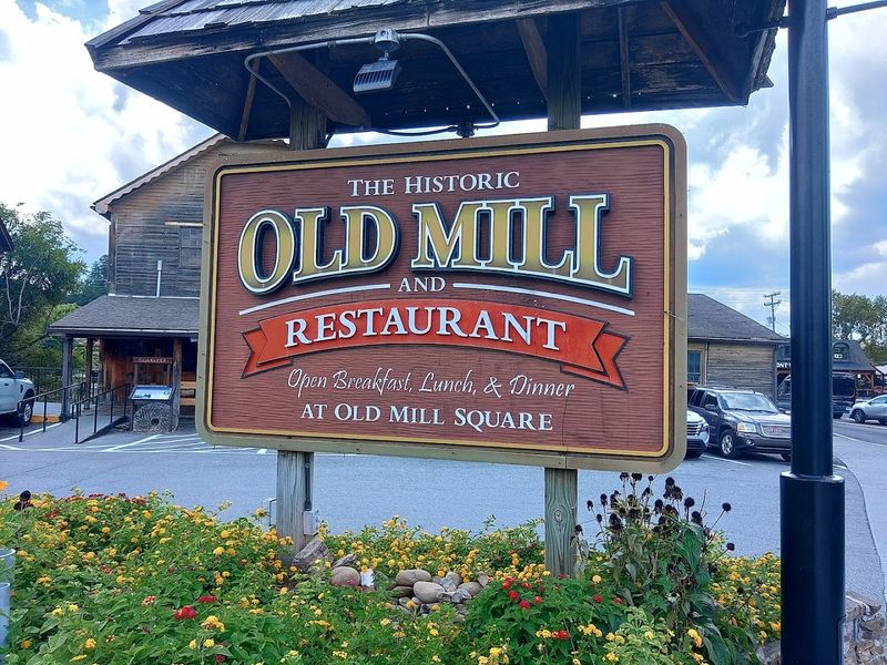 The Old Mill Restaurant (Pigeon Forge)