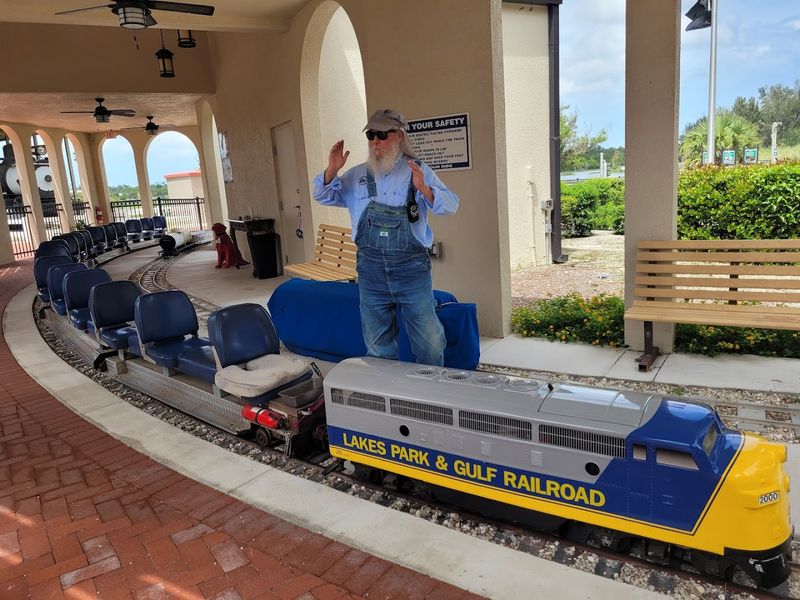 Passionate Volunteers Bring History Alive