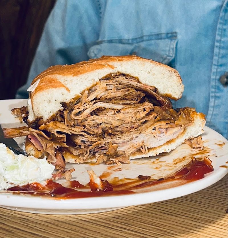 Ridgewood Barbecue &mdash; Bluff City