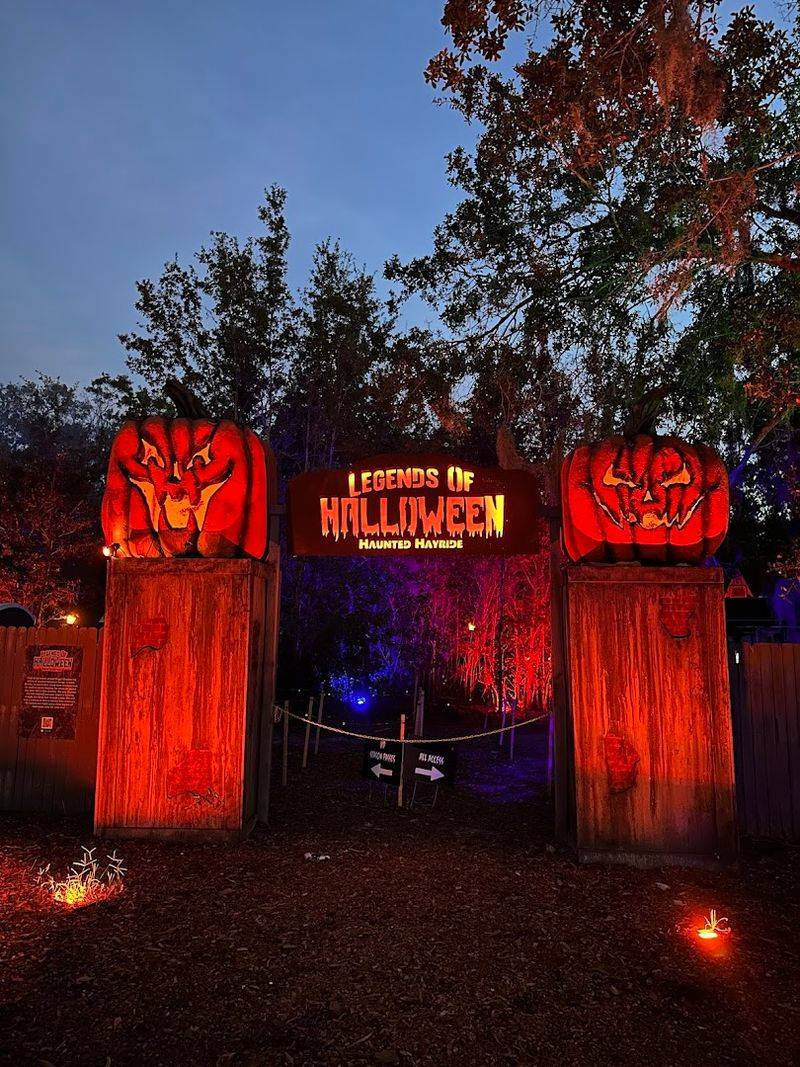 Seasonal Overlays: Halloween, Christmas, Valentine’s