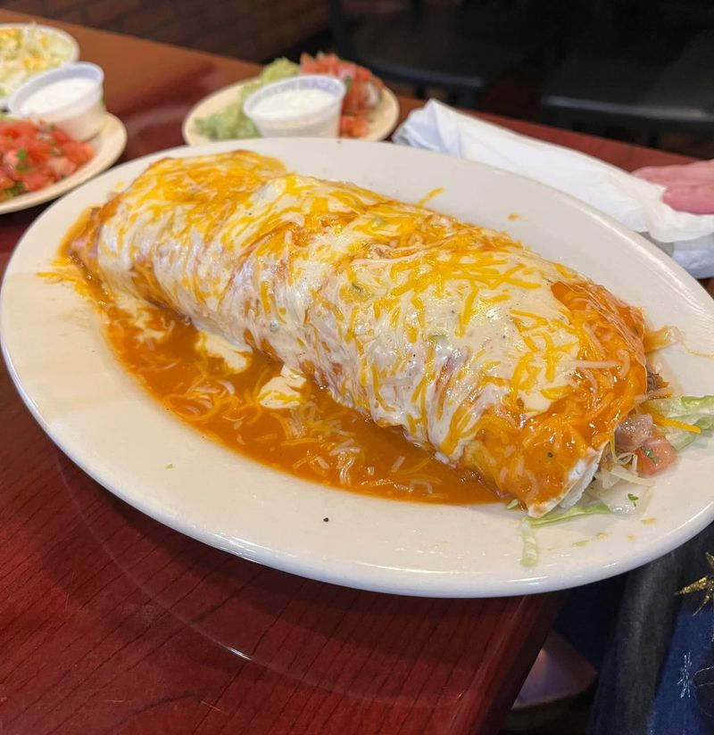 Mi Ranchito Restaurant, Ice Cream & Cake