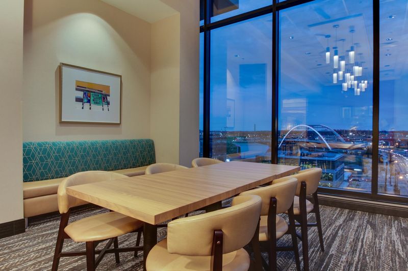 Rooms With River Views and Modern Comfort