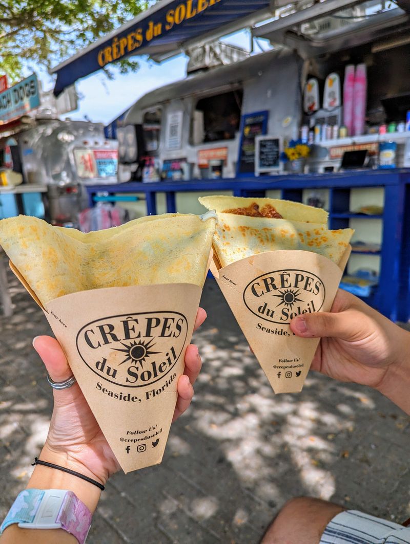 Crêpes du Soleil: A Little Taste of Paris by the Sea